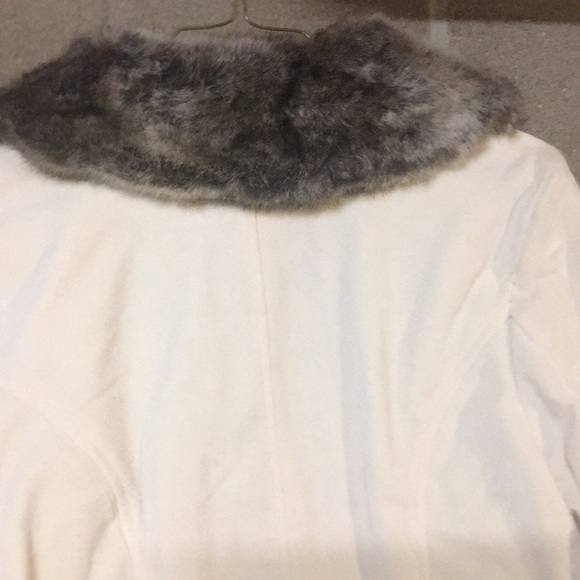 Jacket - Picture 6 of 8